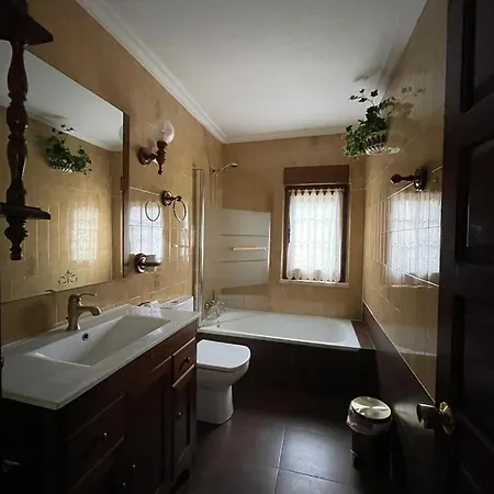 Casa Coberazas بيت للعطل